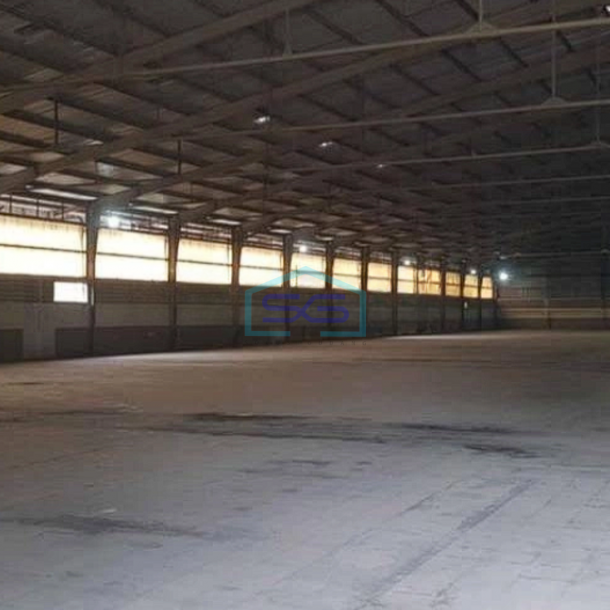 Disewakan Gudang Pinggir Jalan Masuk Container 40 feet LB 4800m2 di Bogor-3