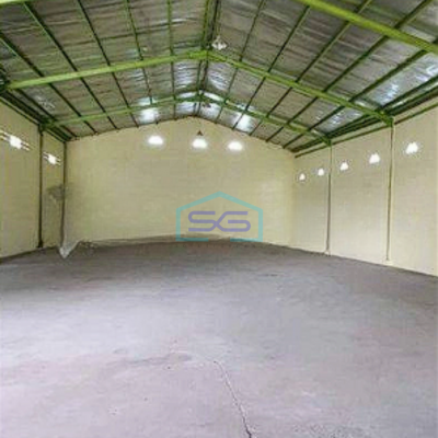 Dijual Gudang Siap Pakai Strategis Pinggir Jalan di Sentul Bogor LT 900m2