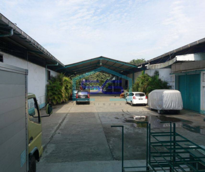 Disewakan Ex pabrik kapuk kayu besar - Jakarta barat