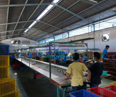 Disewakan Ex pabrik kapuk kayu besar - Jakarta barat