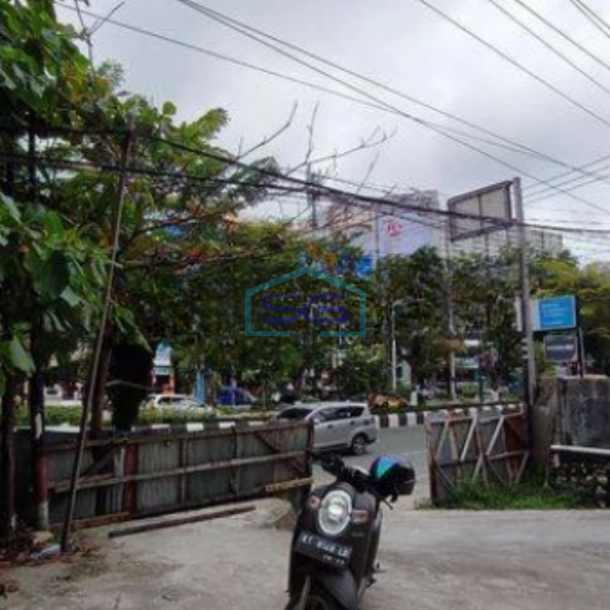 Disewakan Ruko 2 Lantai di Balikpapan LB 300m2-2