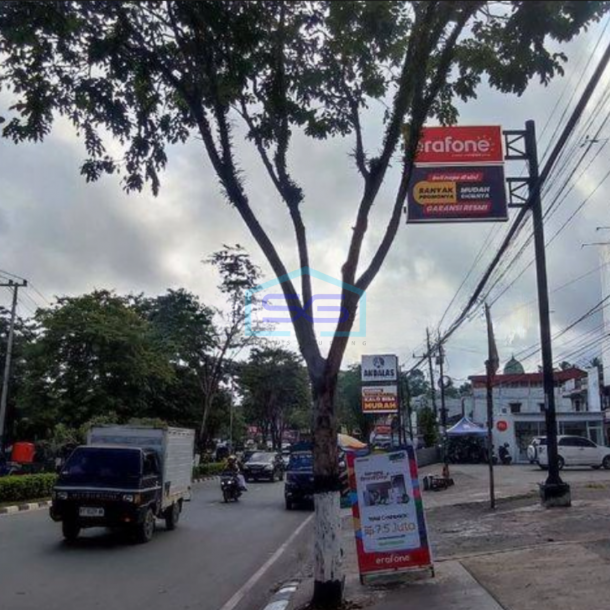 Disewakan Ruko 3 Lantai Lokasi Sangat Strategis di Balikpapan LB 480m2-2