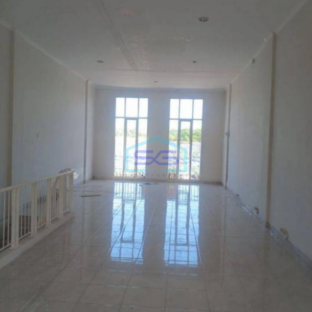 Disewakan Ruko Lokasi Strategis di Daerah Balikpapan LB 120m2-2