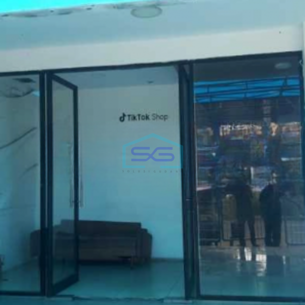 Disewakan Ruko Luas Bangunan  680 m² di Kelapa Gading Jakarta Barat-2