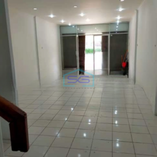 Dijual Ruko 2 Lantai luas Bangunan 140 m² di Kelapa Gading Jakarta Utara-1