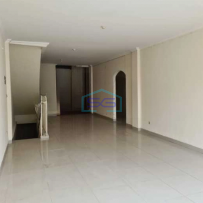 Dijual Ruko Ada Lift Barang Luas Bangunan  500 m² di Green Lake City Jakarta Barat-3