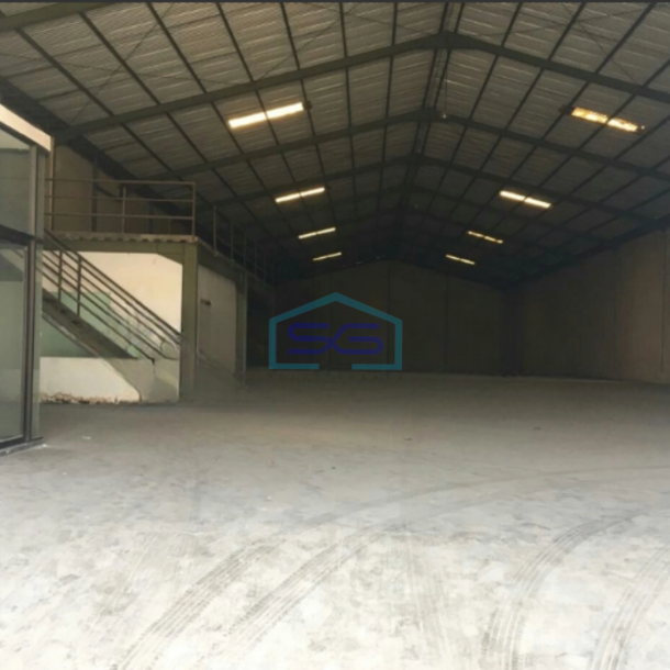Dijual Gudang Lokasi Strategis Luas Bangunan  1500 m² Lokasi Margomulyo Surabaya-1