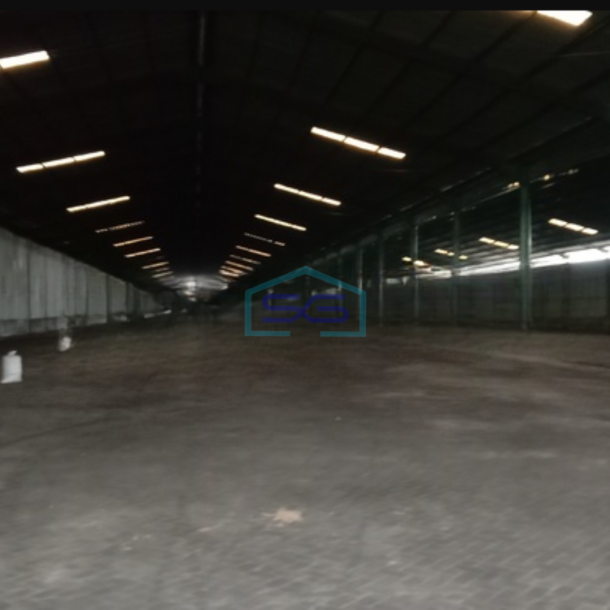 Disewakan Gudang Bagus Luas Bangunan 5000 m² Lokasi Margomulyo Surabaya-1