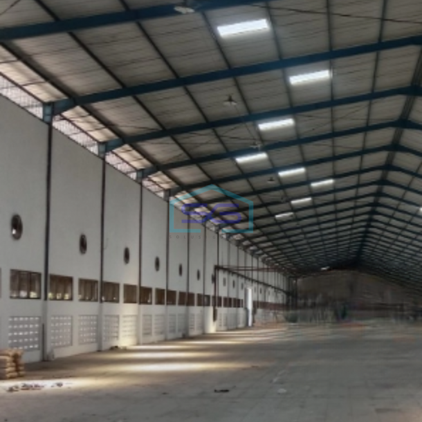Disewakan Gudang Luas Bangunan 10000 m2 Lokasi Bebas Banjir di Surabaya Jawa Timur-2