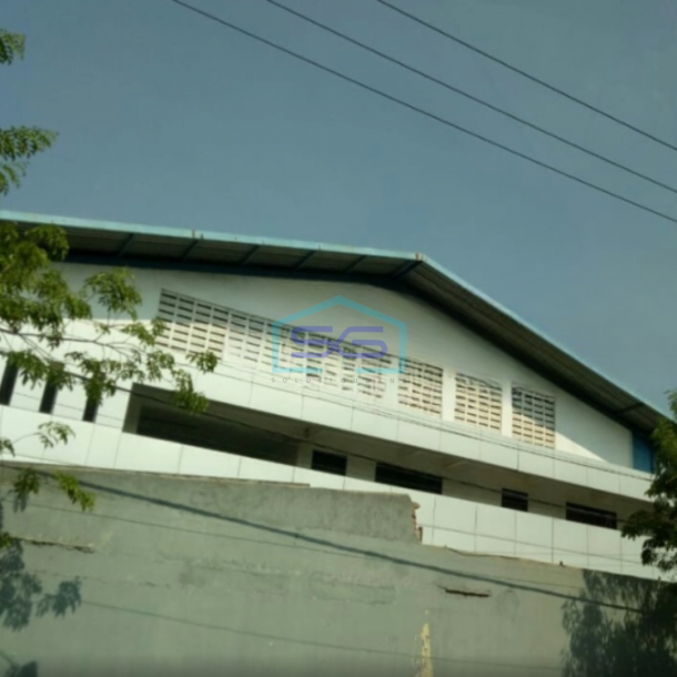 Disewakan Gudang Ada Kantor Luas Tanah  1400 m² Lokasi Margomulyo Surabaya-1
