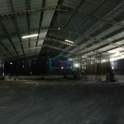 Disewakan gudang Luas Bangunan 2550 m² Lokasi Tidak Banjir di Margomulyo Surabaya
