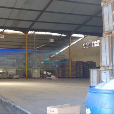 Dijual Gudang Area Parkir Luas Lokasi Surabaya  Luas Tanah 17000 m²