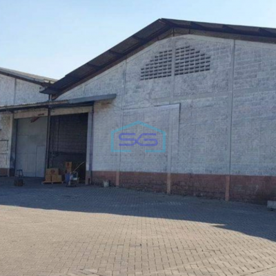 Disewakan Gudang Ada Kantor Luas Bangunan  13500 m² di Margomulyo Surabaya