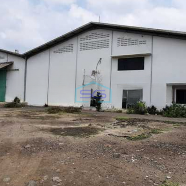 Disewakan Gudang Luas Bangunan 5500 m² di Kalianak Surabaya-2