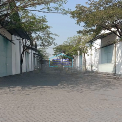 Disewakan Gudang Siap Pakai Luas Bangunan 13500 m² di Surabaya Kota