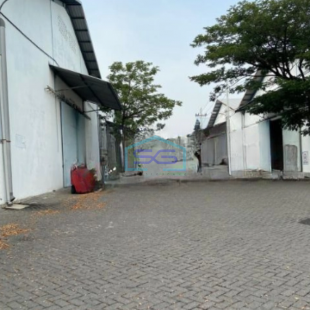 Disewakan Gudang Luas Bangunan 25000 m² di Surabaya Kota-1