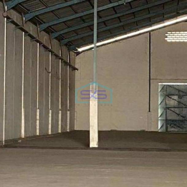 Disewakan Gudang Luas Tanah  3000 m² di Surabaya Kota-1