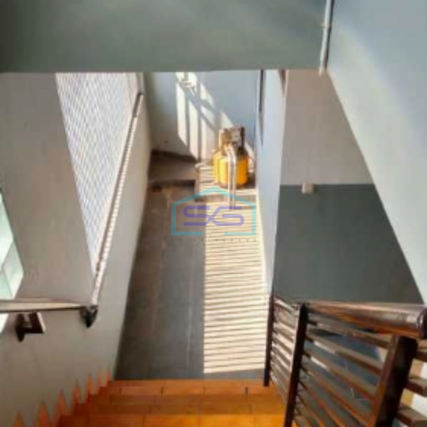 Dijual Ruko Cocok Kantor Siap Pakai Cihampelas Bandung Luas Tanah 110m2-6