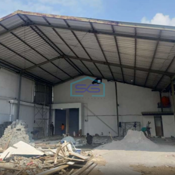 Dijual Gudang Bersih Dekat Tol Kopo Katapang Bandung Harga Nego LT 900m2-1