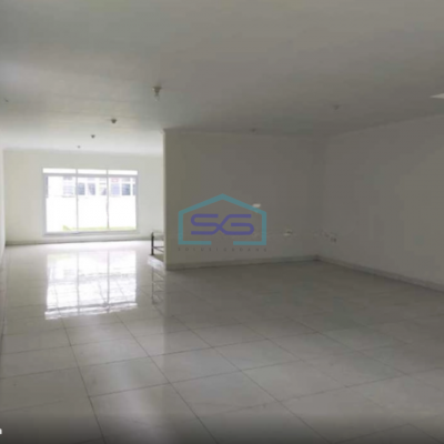 Dijual Ruko Baru Lokasi Strategis 3 Lantai di Jl.sudirman Bandung Luas Tanah 172m2