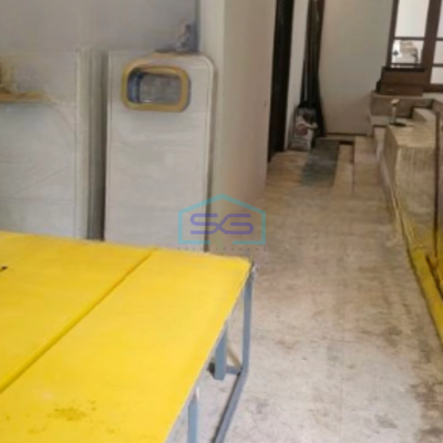 Disewakan Ruko di Pinggir Jalan Sunter Jakarta Utara Luas Bangunan 800 m²