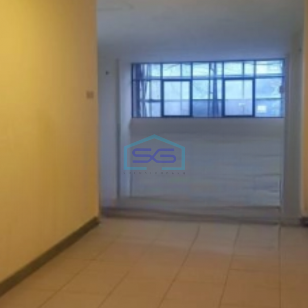 Disewakan Ruko 3 Lantai Luas Bangunan  362 m² di Batu Ceper Jakarta Pusat-1