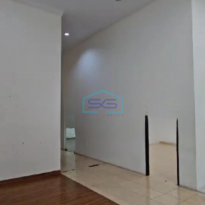 Disewakan Ruko 3 Lantai Luas Bangunan  550 m² di Pluit Jakarta Utara