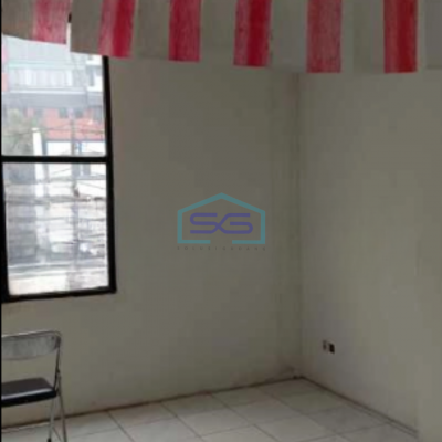 Disewakan Ruko Murah 3 Lantai Luas Bangunan  300 m² di Matraman Jakarta Timur