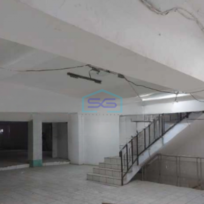 Disewakan Ruko Ada Lift Barang Luas Bangunan  1775 m² di Cempaka Putih Jakarta Pusat-2