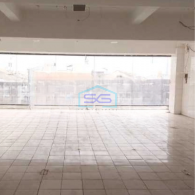 Disewakan Ruko Ada Lift Barang Luas Bangunan  1775 m² di Cempaka Putih Jakarta Pusat