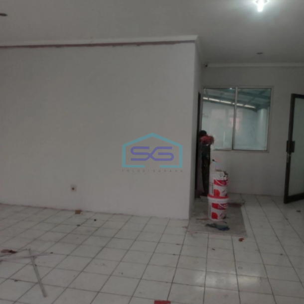 Disewakan Gudang di Cengkareng Jakarta Barat Luas Tanah  550 m²-1