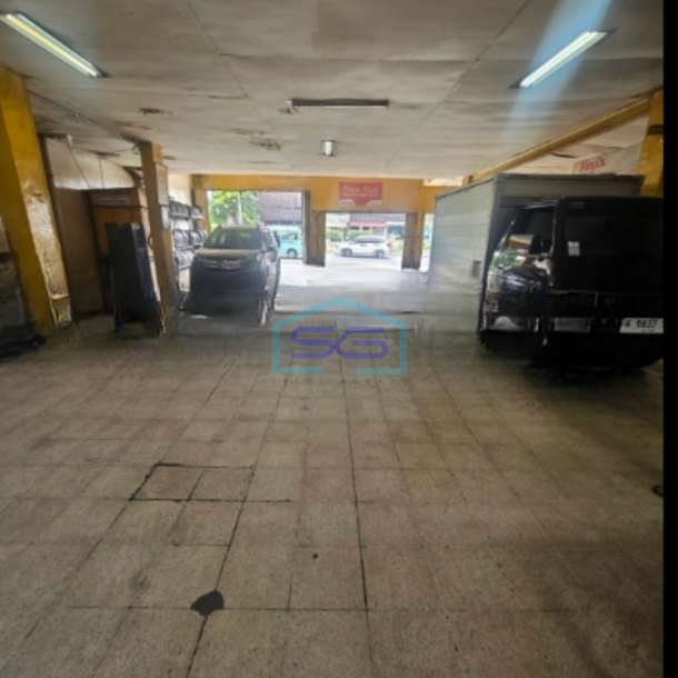 Disewakan Ruko Luas Tanah 550 m² di Jalan Utama Cawang Jakarta Timur-1