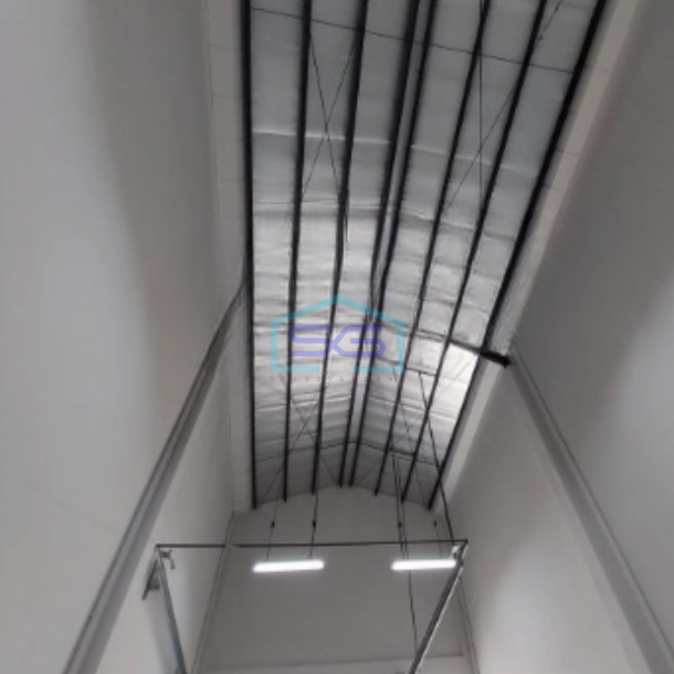Disewakan Gudang Luas Bangunan 180 m² di Pluit Jakarta Utara-2