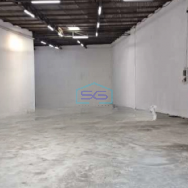 Disewakan Gudang Luas Tanah  385 m² di Meruya Jakarta Barat-1