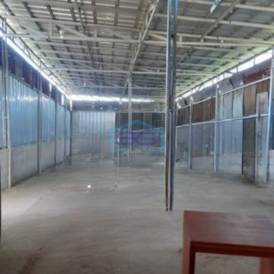 Disewakan Gudang 1 Lantai Luas Bangunan  200 m² di Kalideres Jakarta Barat-3