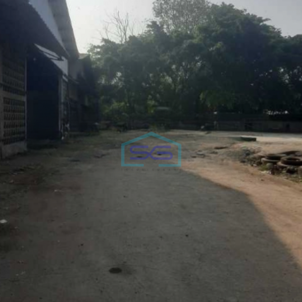 Disewakan Gudang Akses Container 40 Feet di Cakung Jakarta Timur Luas Tanah  2300 m²-1