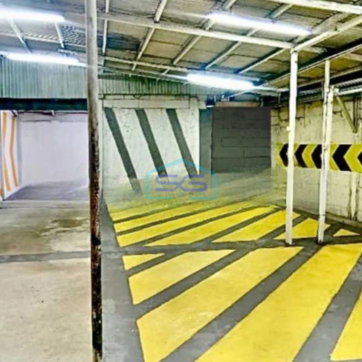 Disewakan Gudang Akses Container 40 Feet di Pantai Indah Kapuk Jakarta Utara Luas Tanah  200 m²