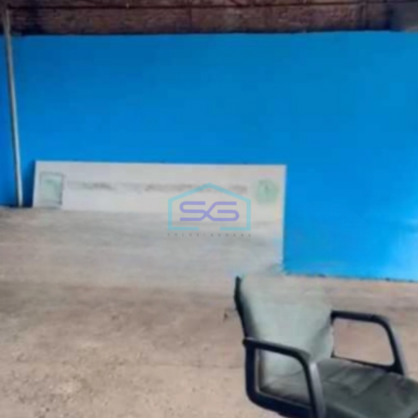 Disewakan Gudang Akses Container Luas Tanah 303 m² di Bekasi-2
