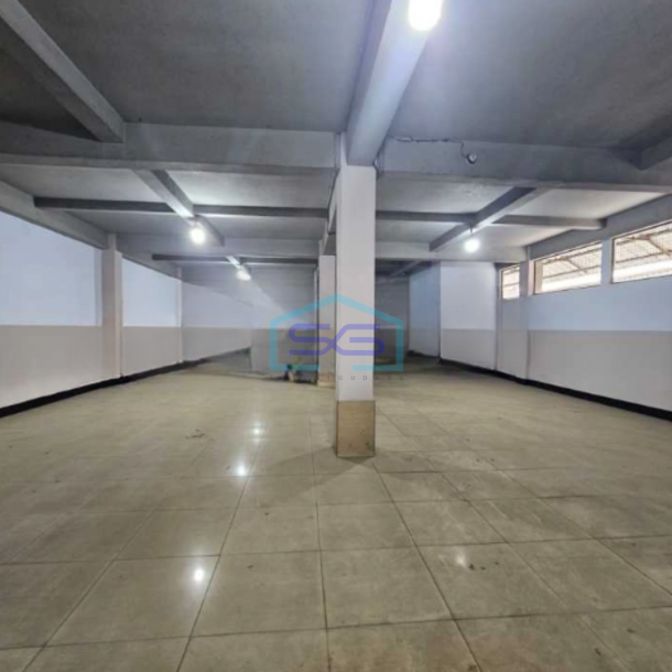 Disewakan Gudang 3 Lantai Ada Kantor Luas Bangunan  2000 m² di Batu Ceper Tangerang-1