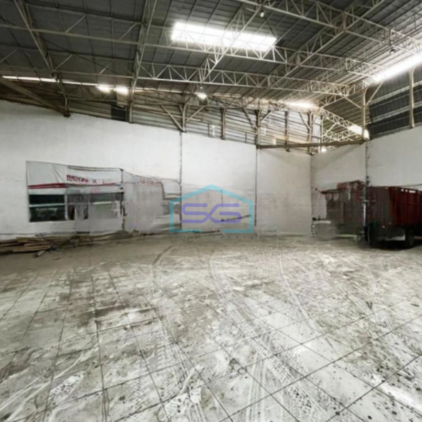 Disewaakn Gudang Ada Kantor Luas Tanah  2500 m² di Tangerang-1