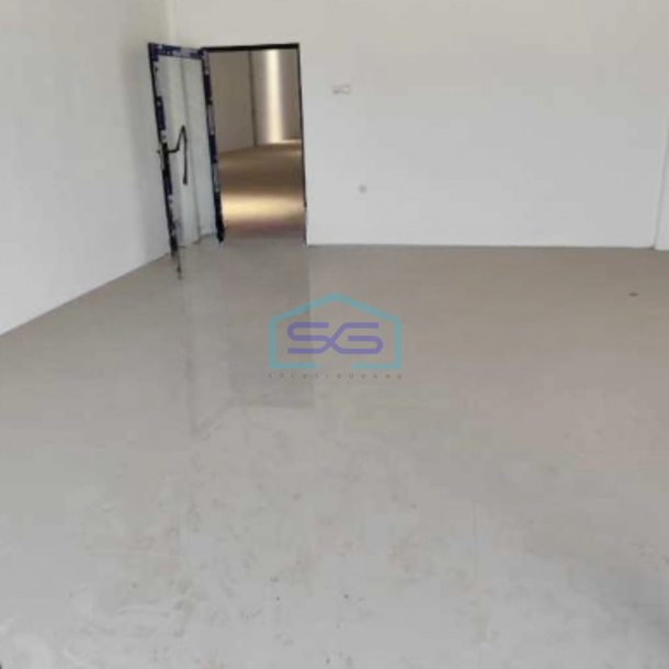 Disewakan Gudang 1 Lantai Luas Tanah 460 m² di Kapuk Kamal Jakarta Barat-1