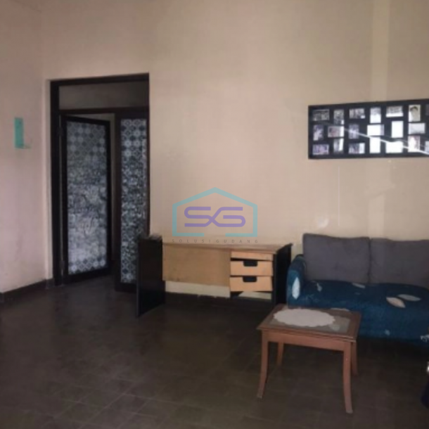 Disewakan Gudang Ada Kantor Luas Tanah  1100 m² di Jalan Utama Cipinang Jakarta Timur-1