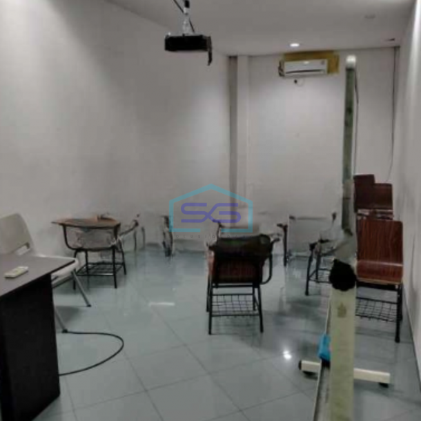 Dijual Ruang Usaha di Bandengan Jakarta Utara Luas Bangunan 2500 m²-4