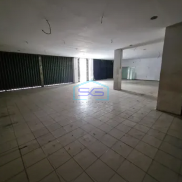 Disewakan Ruang Usaha Luas Bangunan 360 m² di Cawang Jakarta Timur Lokasi Strategis-1