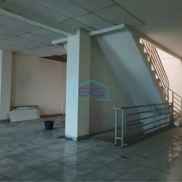 Dijual Cepat Ruang Usaha Luas Bangunan 450 m² di Tambora Jakarta Barat-1
