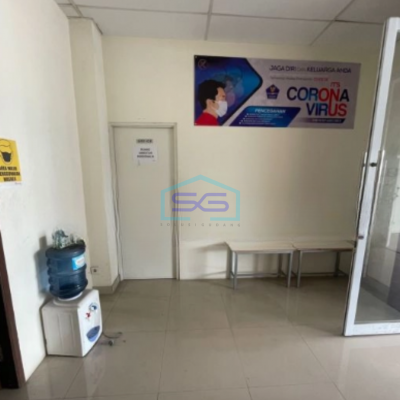 Dijual Ruang Usaha Luas Bangunan  1000 m² Lokasi Strategis di Karawang Barat