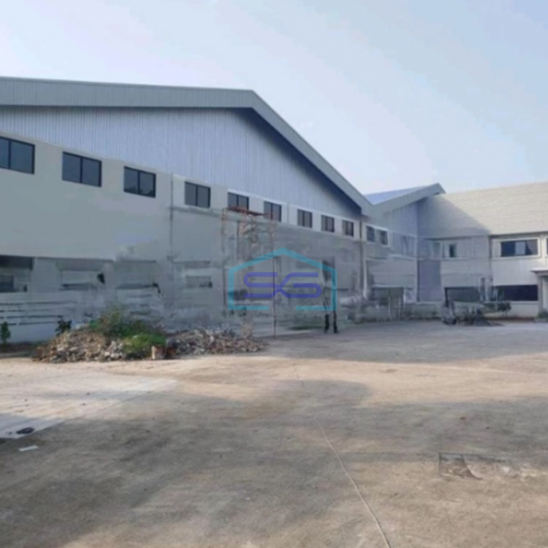 Dijual Gudang Akses Container Luas Bangunan  2924 m² Lokasi Tangerang-1