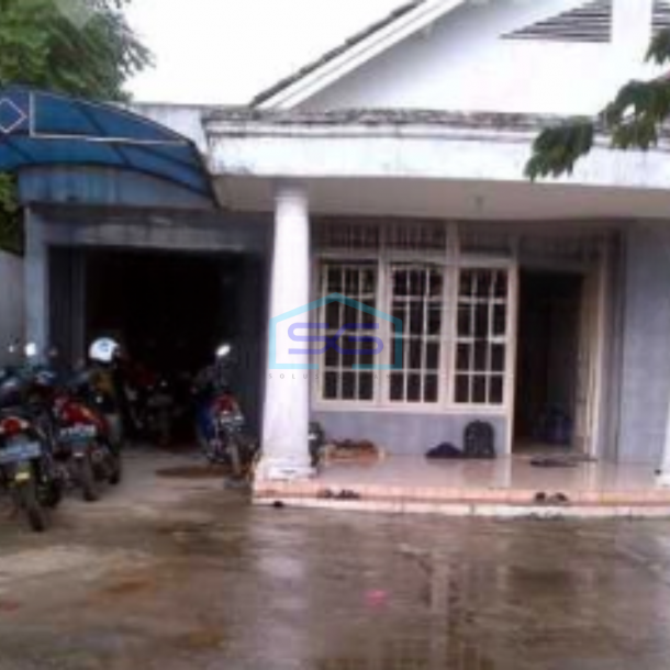 Disewakan Gudang di Cikupa Tangerang Luas Tanah 900 m²-1