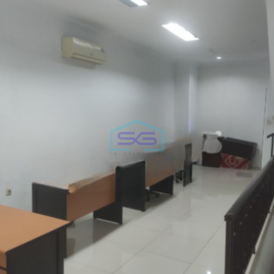 Dijual Ruko Lokasi Pangeran Jayakarta Jakarta Pusat Luas Bangunan  240 m²