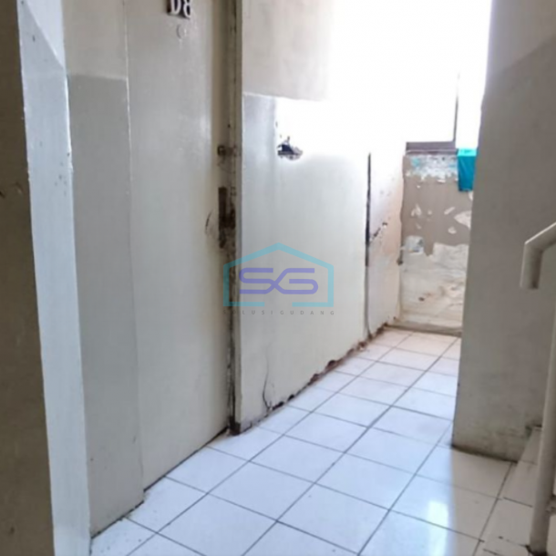 Dijual Cepat Ruko Luas Bangunan  240 m² Lokasi Pangeran Jayakarta Jakarta Pusat-3